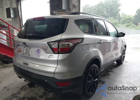 2017 Ford Escape Se из США, поврежденный, VIN 1FMCU0GDXHUC18120